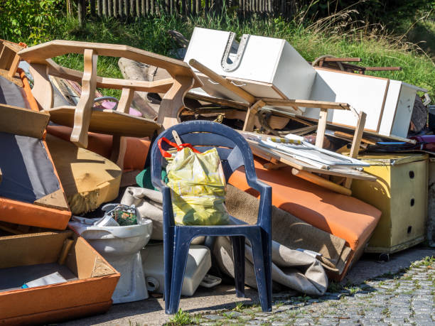 Best Construction Debris Removal  in Muttontown, NY